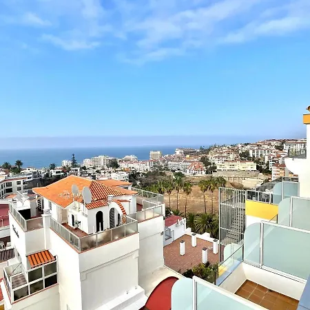 Estudio Familiar Cs, Wifi, Piscina En La Azotea Compartida En Puerto De La Cruz * 푸에르토 드 라 크루즈